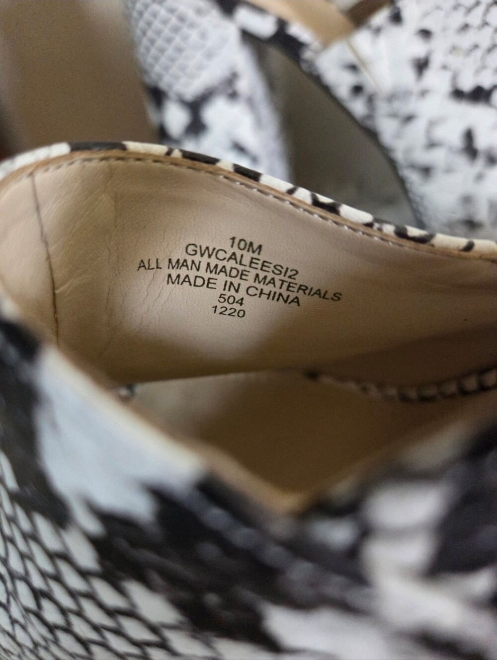 Guess Block Heels - Picture 7 of 7
